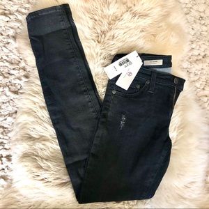 NWT! 📣 AG Jeans- Super Skinny, The Legging